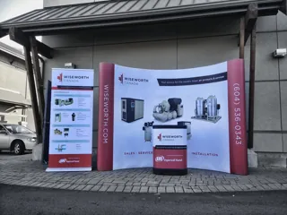 Curved Magnetic Tradeshow Backdrop - view 3