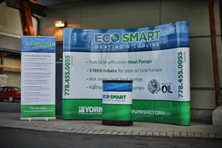 Curved Magnetic Tradeshow Backdrop - view 5