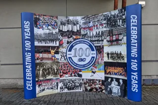 Curved Magnetic Tradeshow Backdrop - view 6