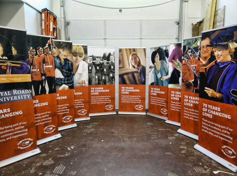 Premium Roll-up Bannerstand - view 4